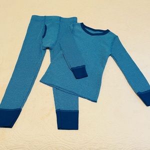 Boys thermal base layer set- size 4/5